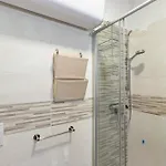 Mountain Nest - Wi-fi, Parcheggio E Ascensore - Pet Friendly Apartment *