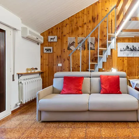 Apartment Mountain Nest - Wi-fi, Parcheggio E Ascensore - Pet Friendly *